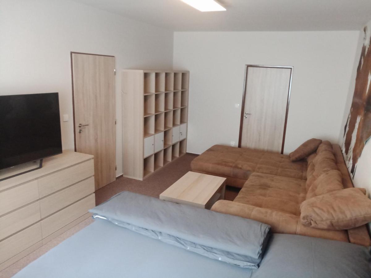 Kraliky Apartman Exterior foto